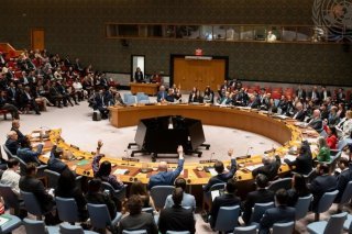Le projet, qui réclamait la fin des restrictions à l'aide humanitaire et exigeait "un cessez-le-feu immédiat, inconditionnel et permanent à Gaza", ainsi que la libération immédiate et inconditionnelle des otages, a recueilli 14 voix pour et une contre (archives). KEYSTONE/EPA UN Photo/MARK GARTEN / UN PHOTO HANDOUT